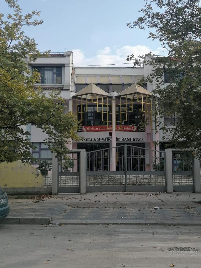 Appartamento Incantevole Con Posto Auto Privato Vlorë Extérieur photo