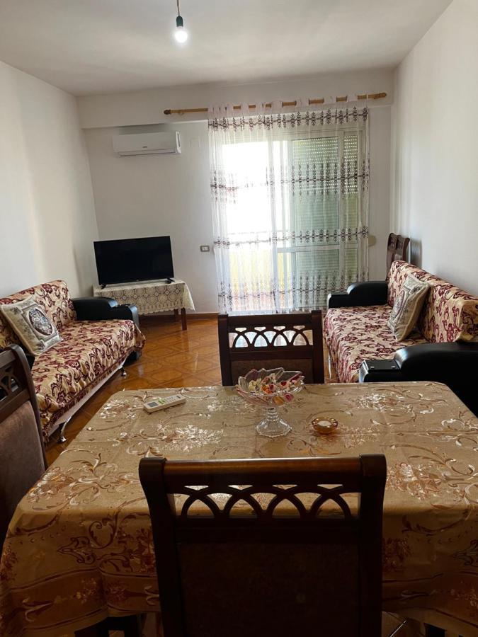 Appartamento Incantevole Con Posto Auto Privato Vlorë Extérieur photo