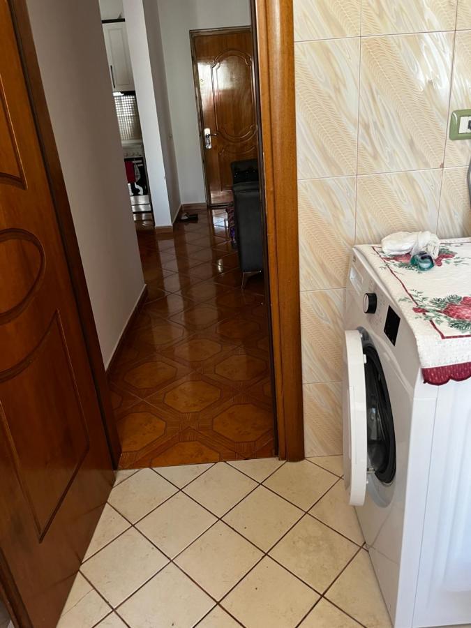 Appartamento Incantevole Con Posto Auto Privato Vlorë Extérieur photo