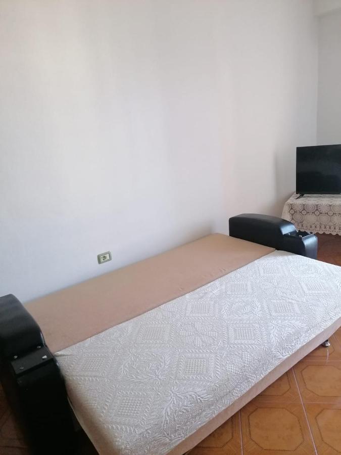 Appartamento Incantevole Con Posto Auto Privato Vlorë Extérieur photo