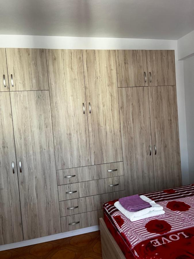 Appartamento Incantevole Con Posto Auto Privato Vlorë Extérieur photo